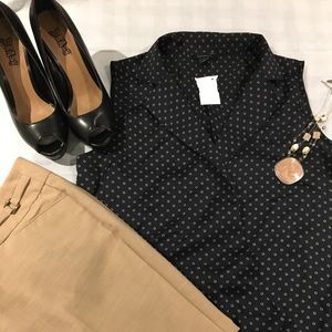 Ann Taylor gently used sleeveless shirt